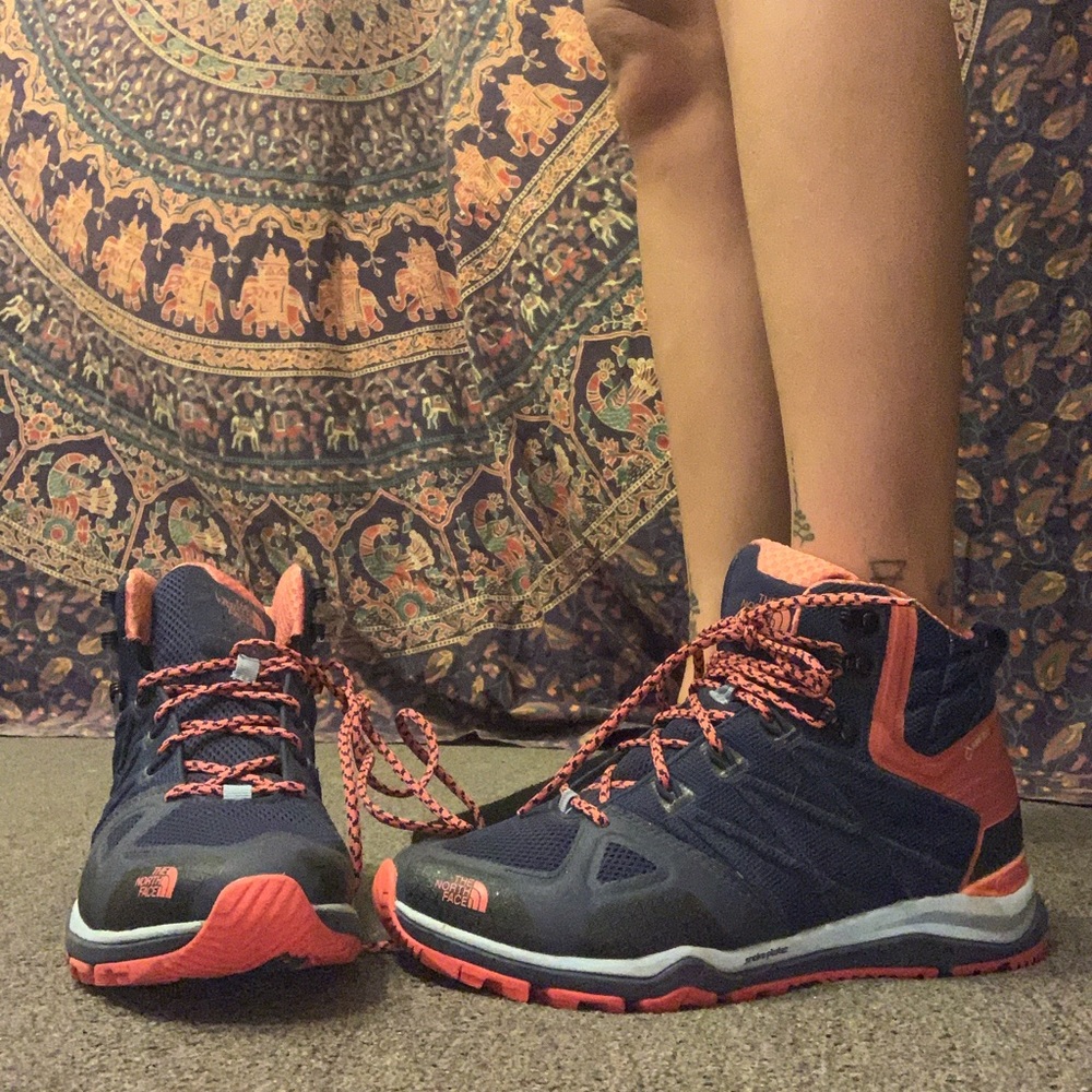 High top north face hiking boots